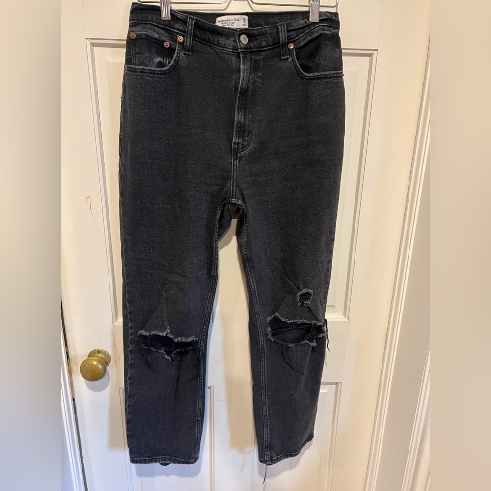 Abercrombie Curve Love Ultra High Rise ankle straight jeans with distressing